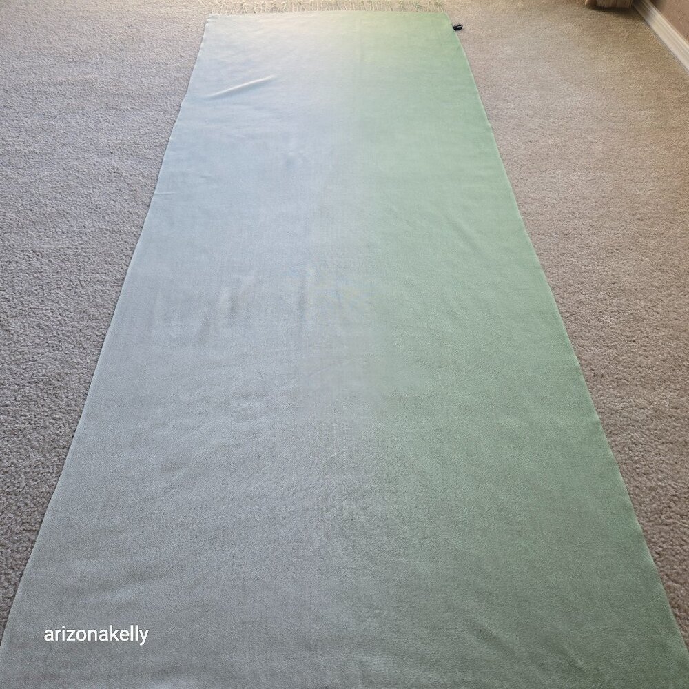 John Hanley 100% Wool Lightweight Scarf Gradient Green - Picture 2 of 12